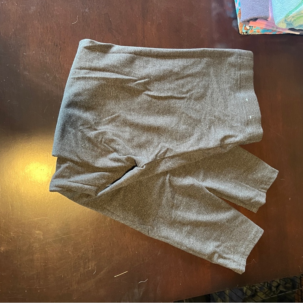 SO Gray Leggings Comfortable Stretchy Bottoms